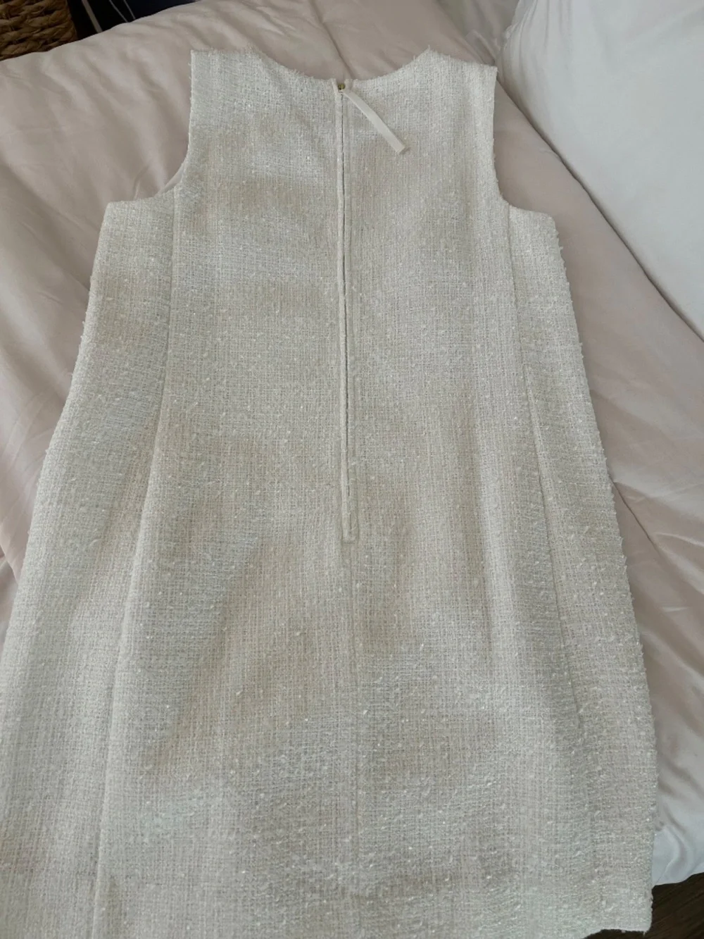 Lilly Pulitzer White Shift Dress NWT - Picture 2 of 5